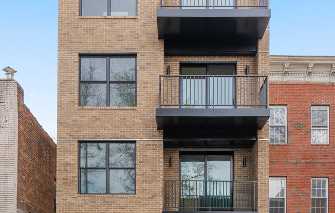 82 COOPER ST