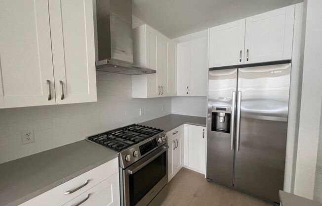 Stylish-Sophisticated-LoHi Living on the "Edge" of Downtown