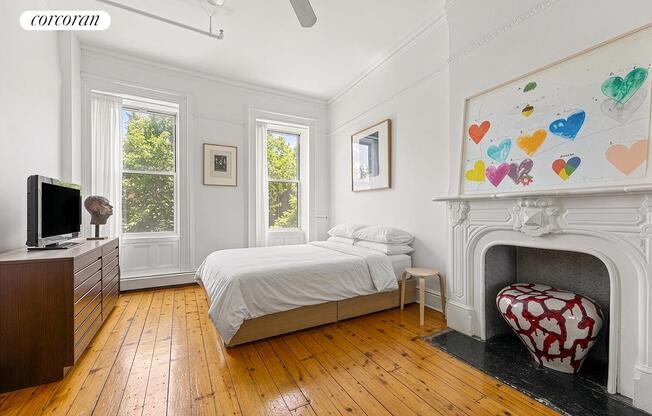 21 BREVOORT PL