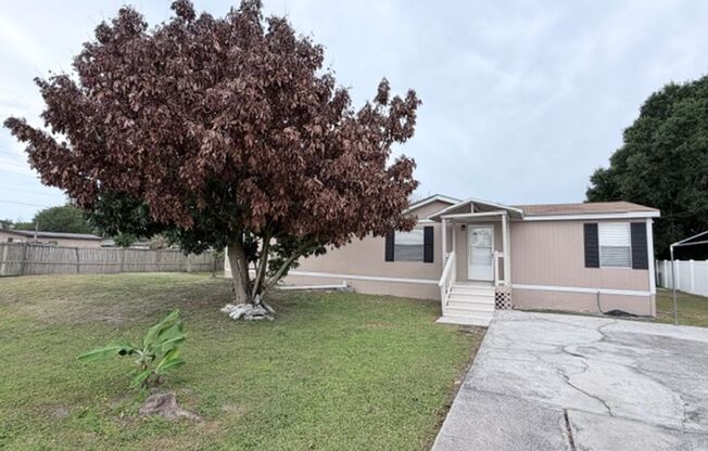 3/2 Manufactured Home for Rent in Boggy Creek area.