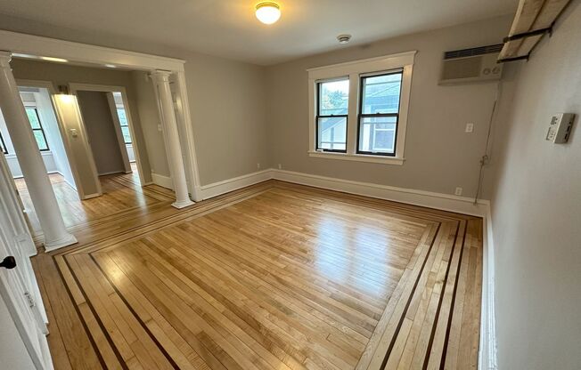 1081 13th Ave SE