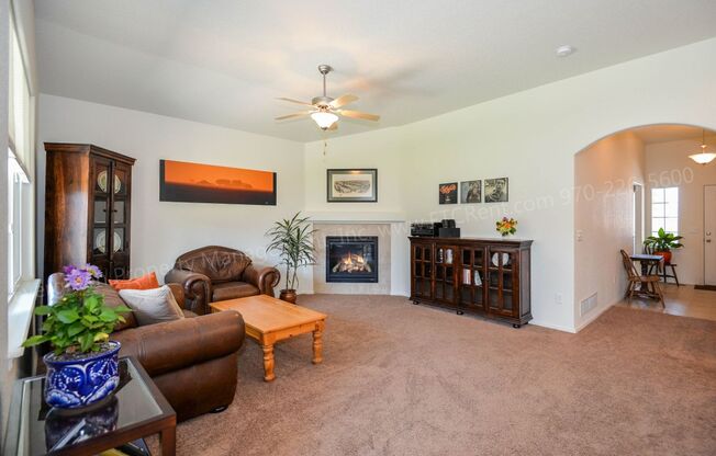 Delightful 3-Bedroom Home in Fort Collins' Maple Hill Subdivision!