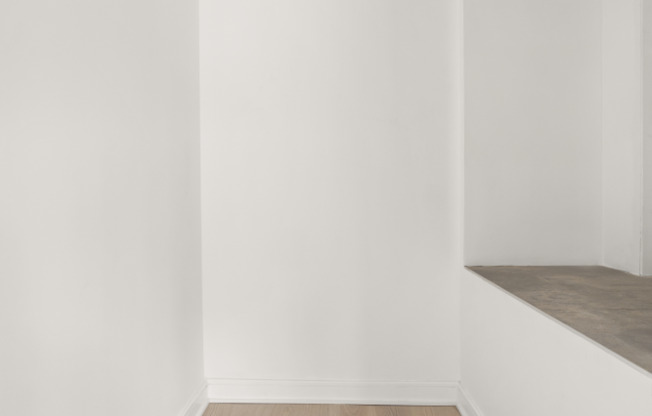 27 9 40 AVE