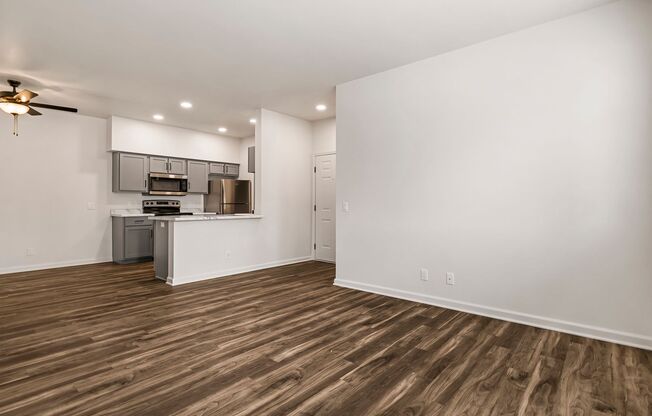 1 bed, 1 bath, 776 sqft, $1,575, Unit 311