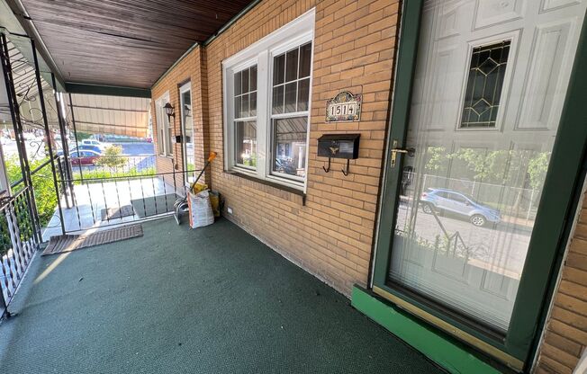 Sharpsburg - 3 BR House, Dining Room, Large Rooms!