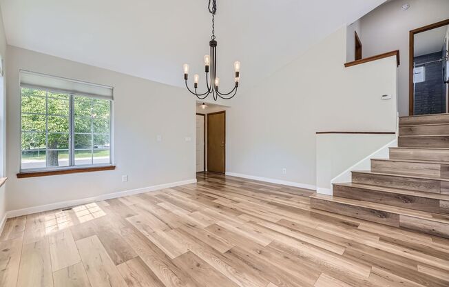 Beautifully Remodeled 3 Bed/2 Bathroom Home in Roxborough Neighborhood! Available NOW!