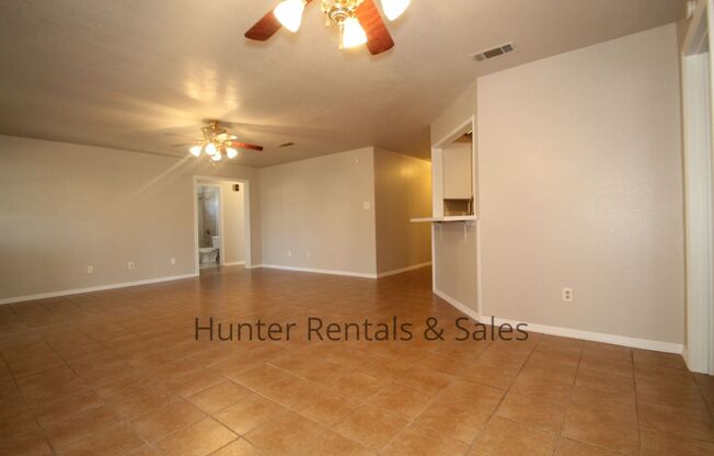 4 beds, 2 baths, $1,250