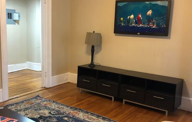 2 beds, 2 baths, 1,350 sqft, $2,600, Unit 934-10