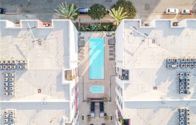 3 beds, 2 baths, 1,610 sqft, $8,000, Unit 612