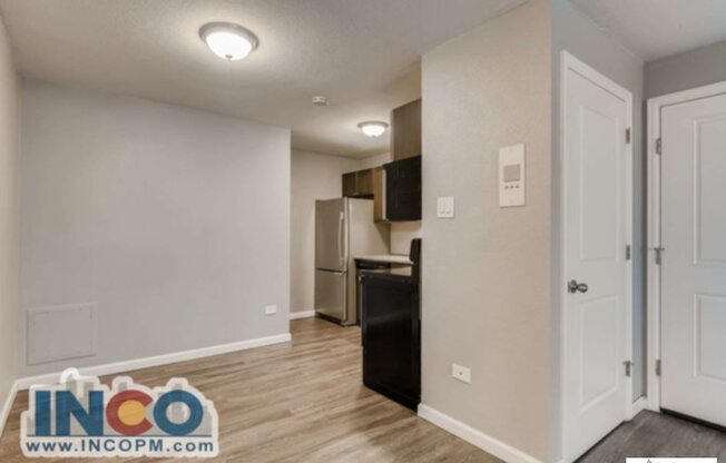 1555 Grove St. #208