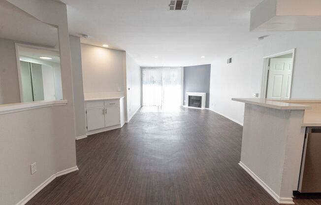 3 beds, 2 baths, 1,300 sqft, $3,398, Unit 102