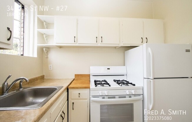 3435 R Street NW