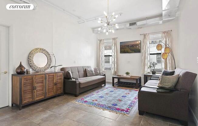 414 W 45 ST
