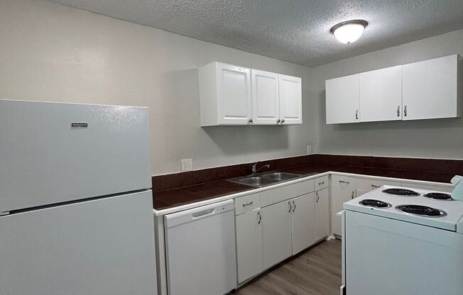 1 bed, 1 bath, $695, Unit SC527