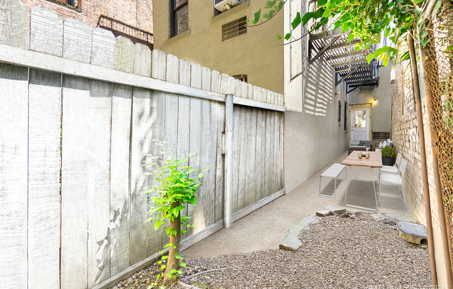 205 2 AVE