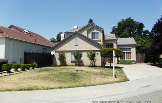 Laguna Home with a Pool Located on Quiet Cul-De-Sac