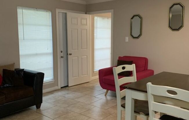 1 bed, 1 bath, 619 sqft, $1,195, Unit 2088