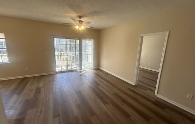 3 beds, 2 baths, $1,800