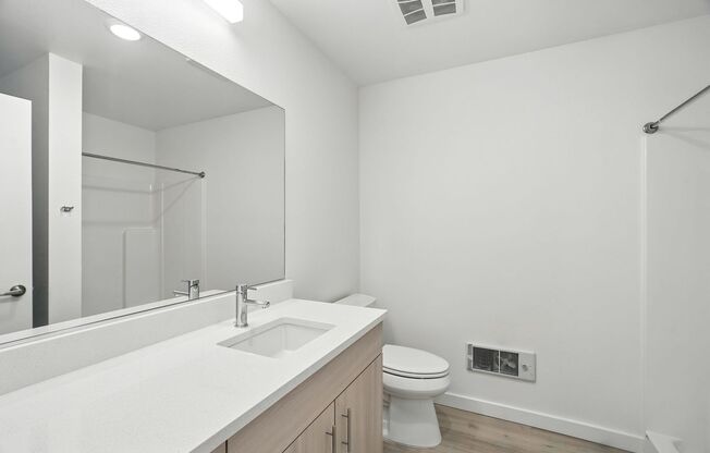 1 bed, 1 bath, 549 sqft, $1,350, Unit 406