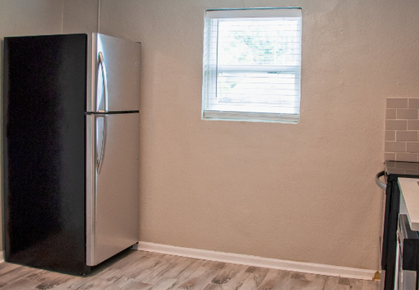 657 JOHN WESLEY DOBBS AVE NE