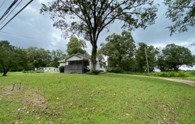 2404 OLD BIRMINGHAM HWY