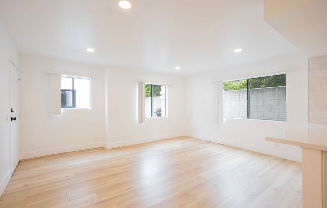 Newly Remodeled 2 bed / 2 bath in West Hollywood