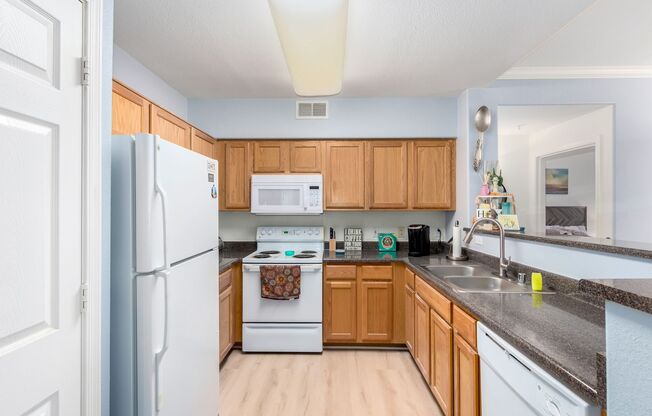 2 beds, 2 baths, $3,200