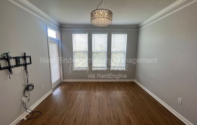 1 bed, 1 bath, 774 sqft, $1,350, Unit Unit 341