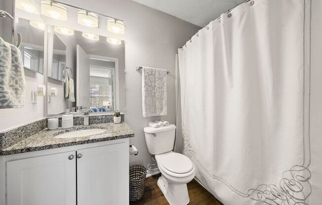 2 beds, 1 bath, 988 sqft, $1,199, Unit 545-201