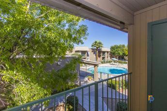 1 bed, 1 bath, 650 sqft, $1,150, Unit 2027