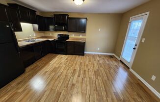 3 beds, 2 baths, $1,275, Unit 987 S Ash Ridge Dr Unit D