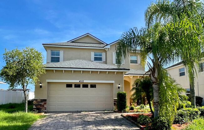 Must See 3 Bedroom 2.5 Bath Home in Greater Lakes/Sawgrass Bay!