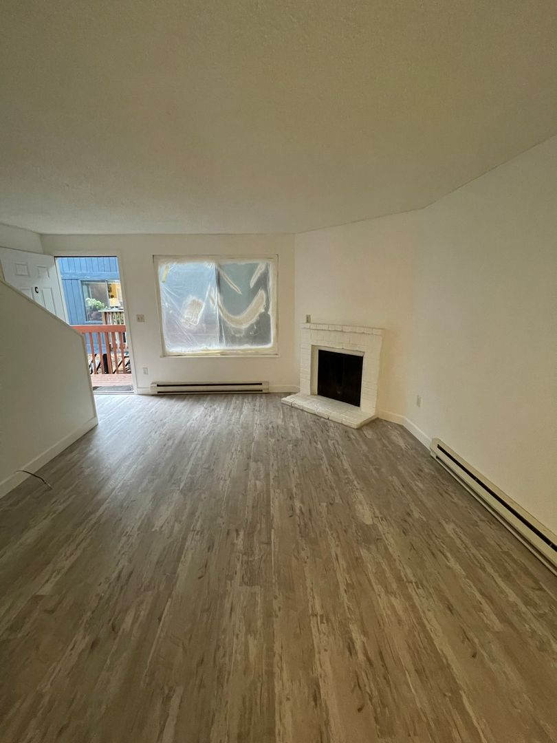 Fully Remodeled Unit! New LVP flooring, Carpet, countertops, bathroom and so much more!