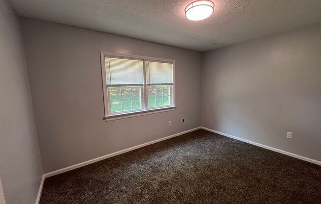 2 beds, 1 bath, 800 sqft, $899, Unit 404