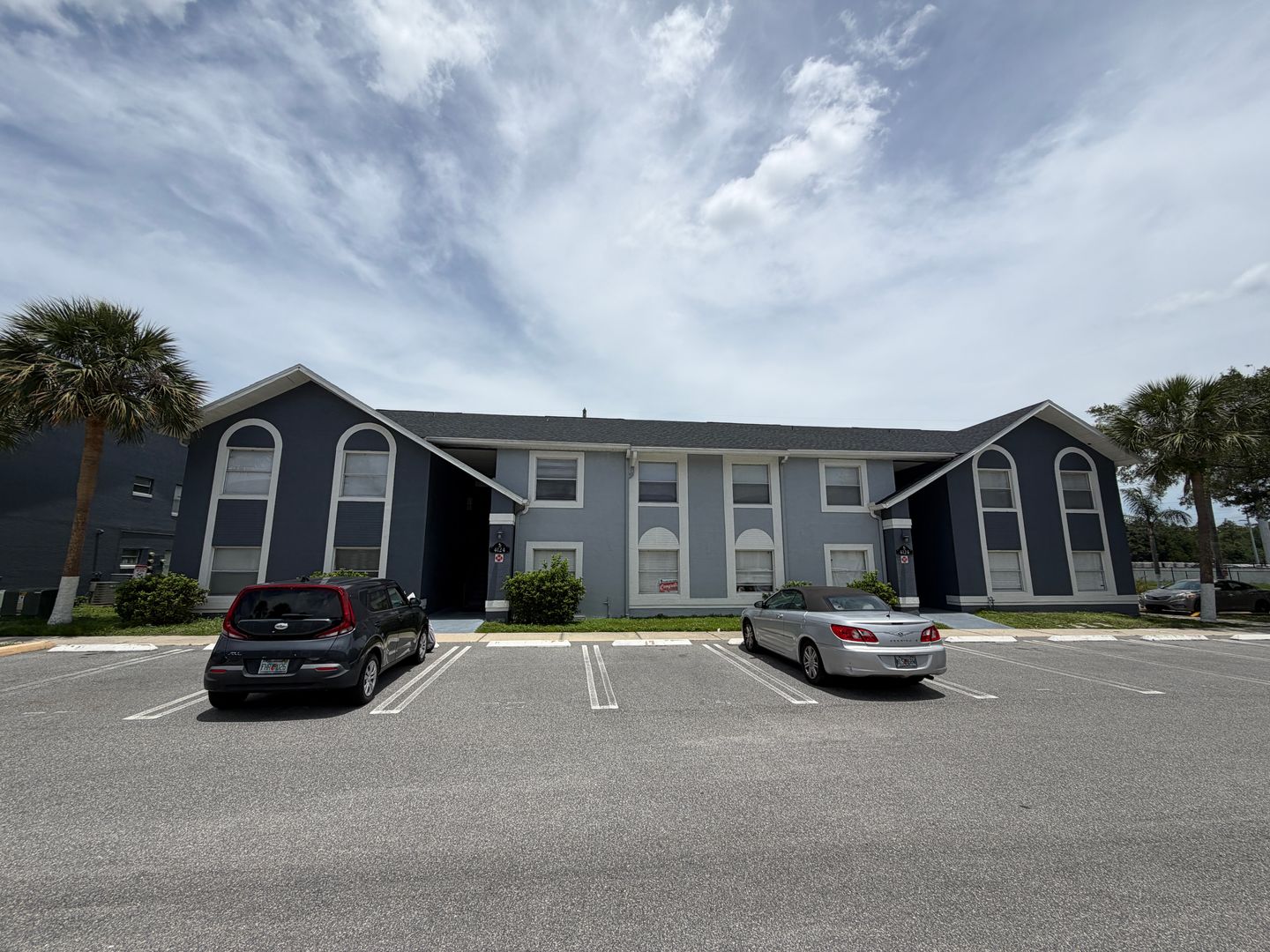 Your Quiet Corner in Orlando: 2BD/ 2BA - A Bright, Comfortable Home Designed for Everyday Living! WASHER & DRYER INCLUDED!