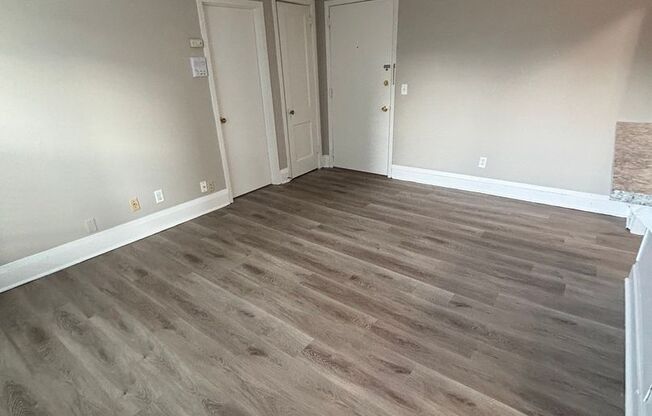 1 bed, 1 bath, 354 sqft, $885, Unit 233-106