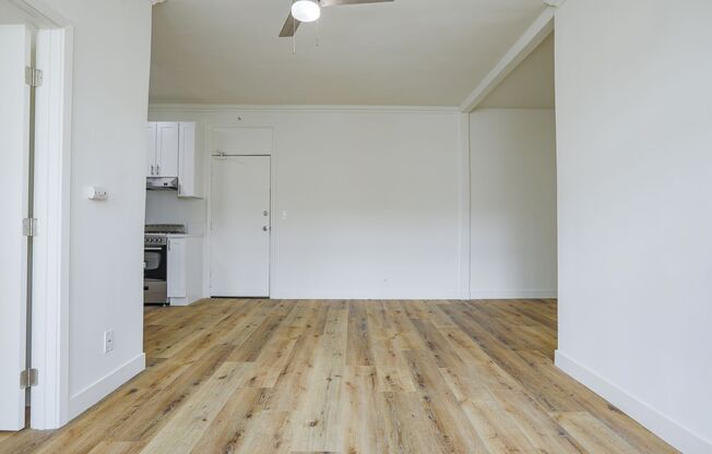 1 bed, 1 bath, 850 sqft, $1,795, Unit 102