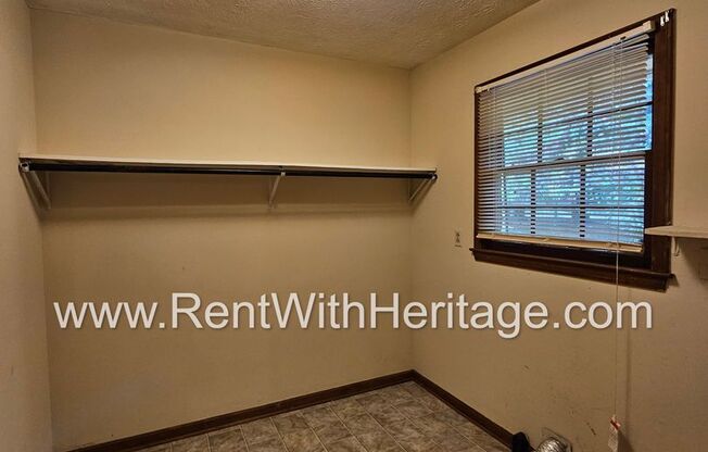 3 beds, 2 baths, $1,750