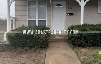 Awesome 2 Bedroom Duplex in Overland Park-Available NOW!!