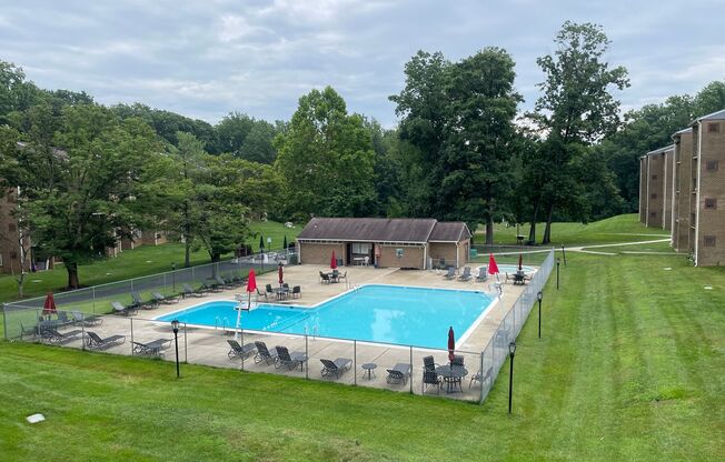 2 beds, 2 baths, 1,000 sqft, $1,975, Unit 14204 #301