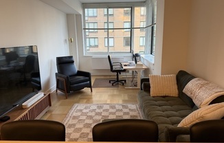 1 bed, 1 bath, $5,484, Unit 1609