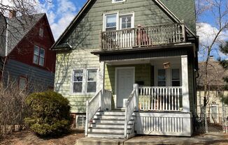 524-24A E. Wright St.