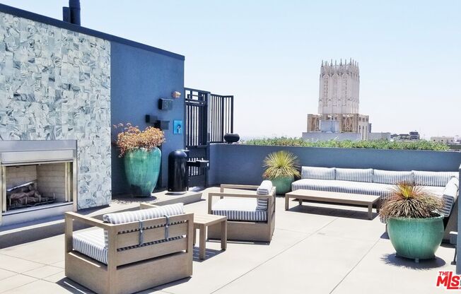 2 beds, 1 bath, 1,200 sqft, $3,900, Unit 410