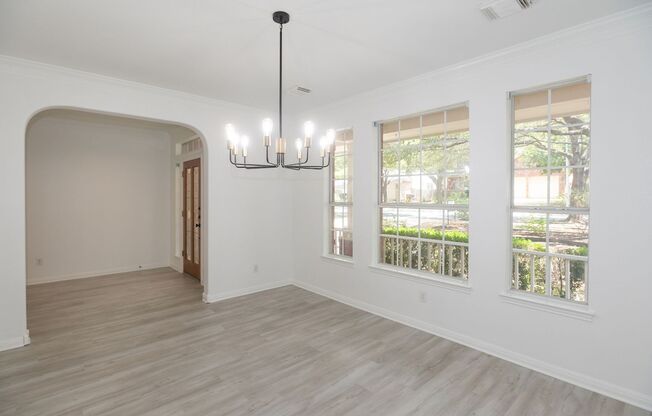 Remodeled Four Bedroom in Scofield Farms