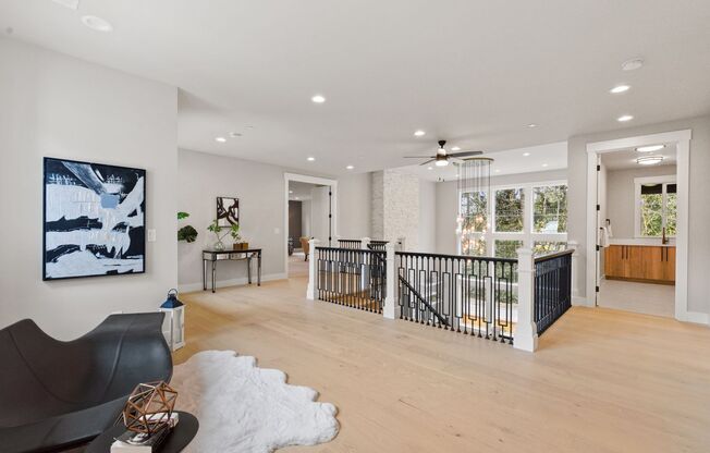 4 beds, 6 baths, $11,495