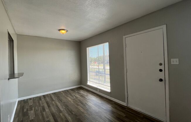 One Bedroom Upstairs Apartment!!