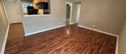 1026 EDISON 