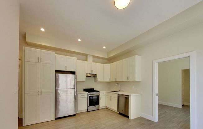 720 Baker Street (1292r)