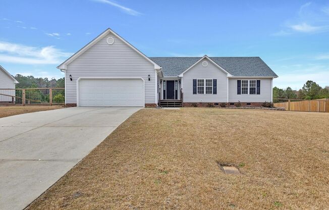 Modern Farmhouse Style with LARGE fenced yard