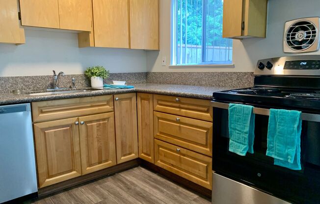 #374 CREEKSIDE APARTMENTS